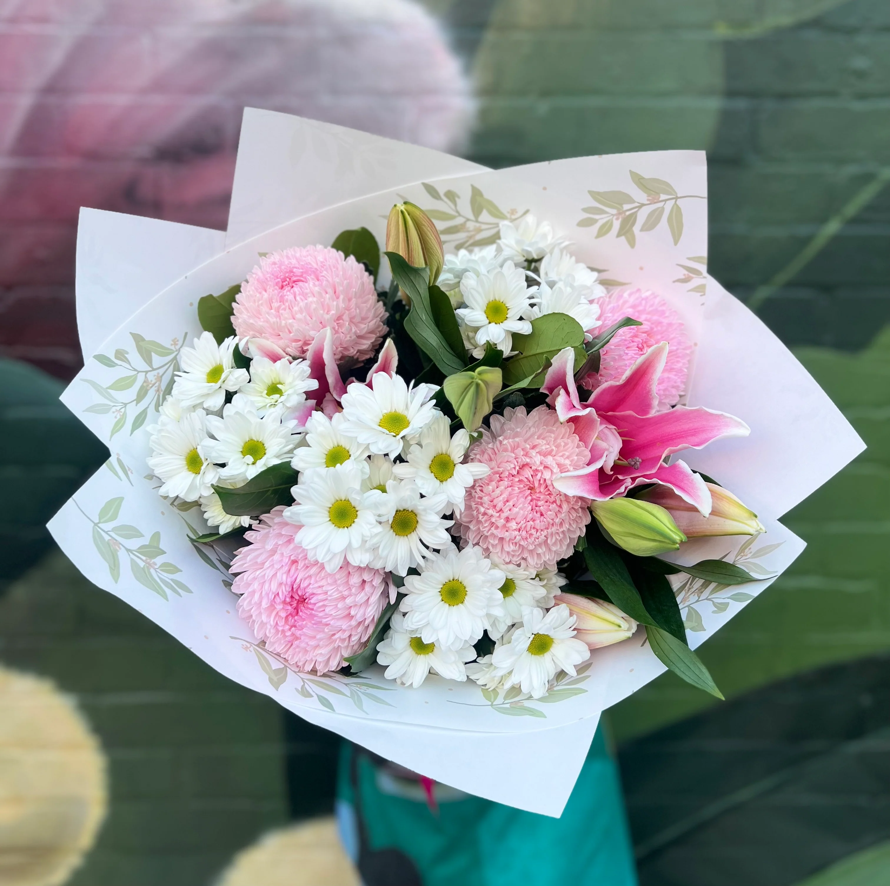 Christmas Flowers & Gift Boxes